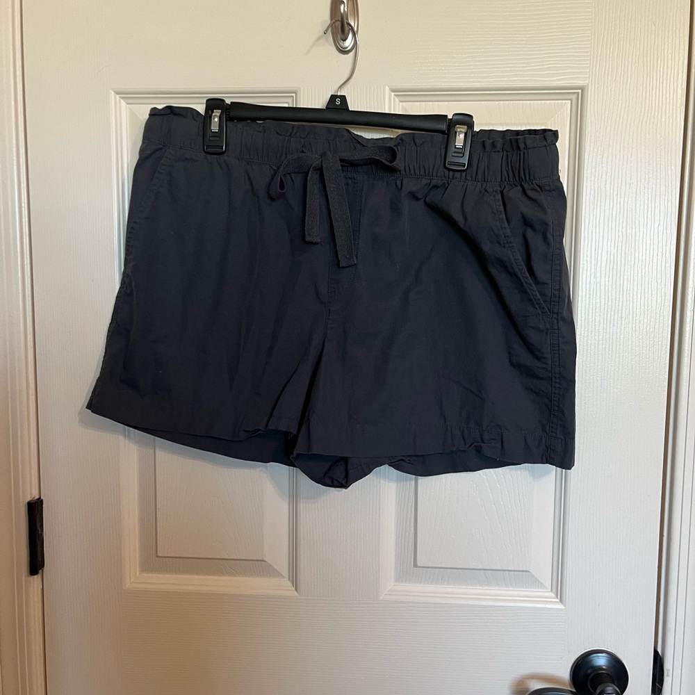 LOFT Women's Charcoal Cargo Shorts